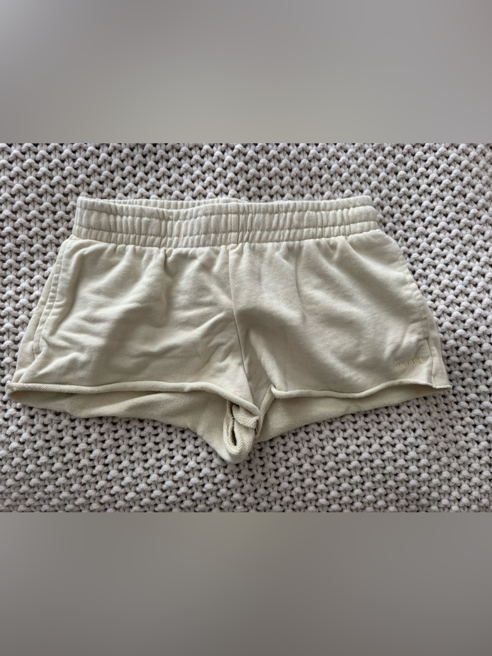 GARAGE PALE YELLOW SHORTS SIZE SMALL